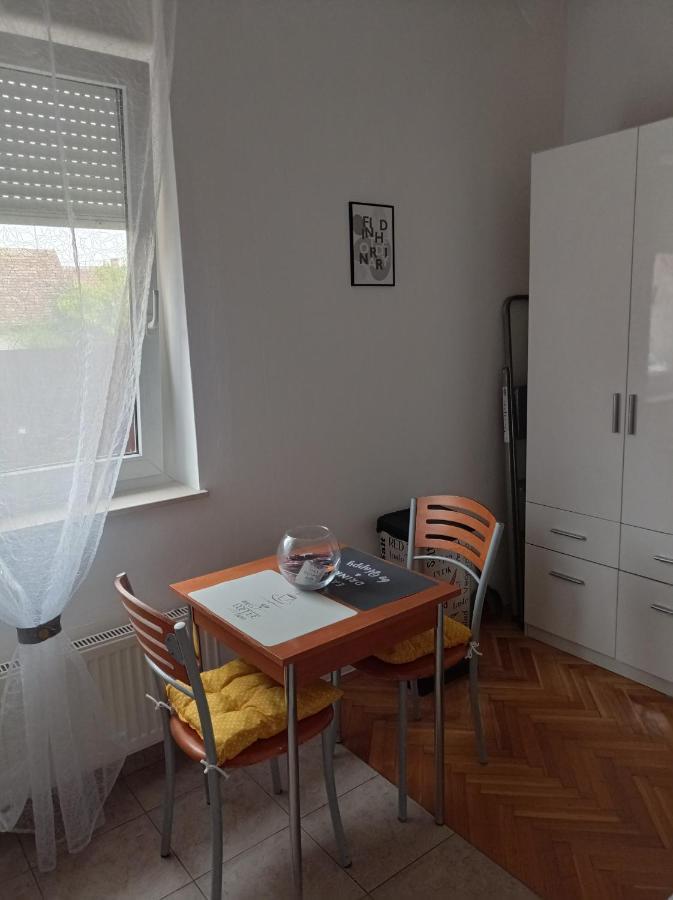 Donata Apartment Osijek Bagian luar foto
