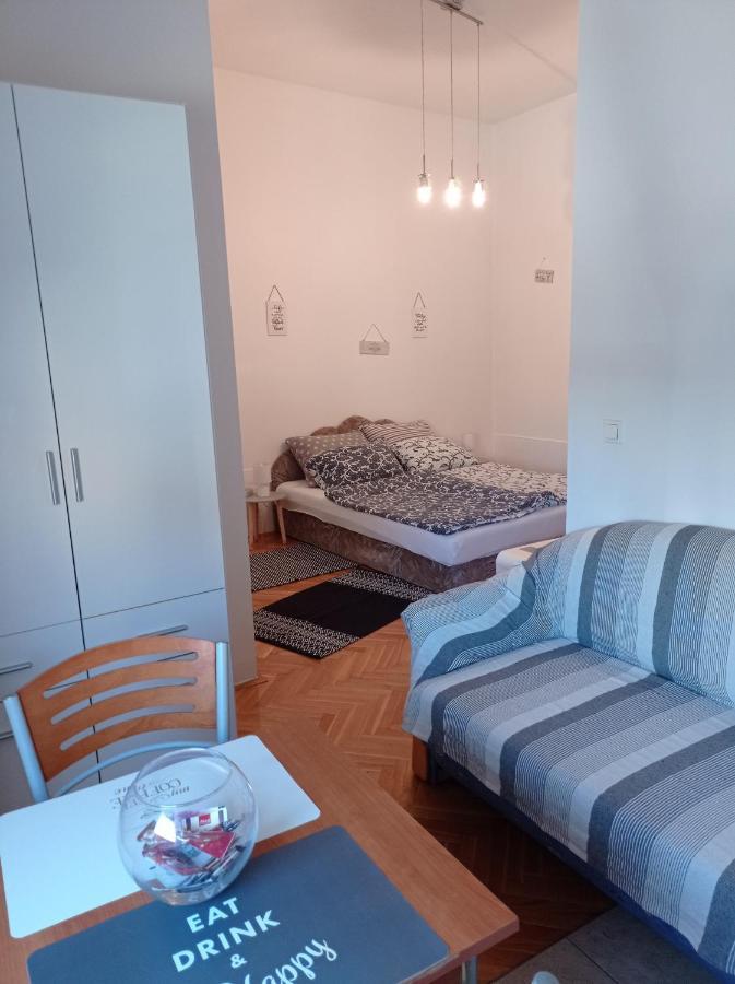 Donata Apartment Osijek Bagian luar foto